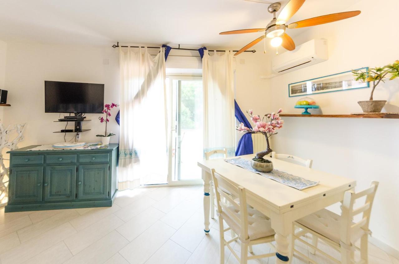Sardinia-Holiday La Casa Delle Pavoncelle Ла Мадалена Екстериор снимка